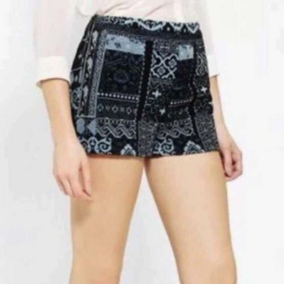 Ecote Pants - Anthropologie Ecote Urban Outfitters Blue Tapestry.  SZ 6